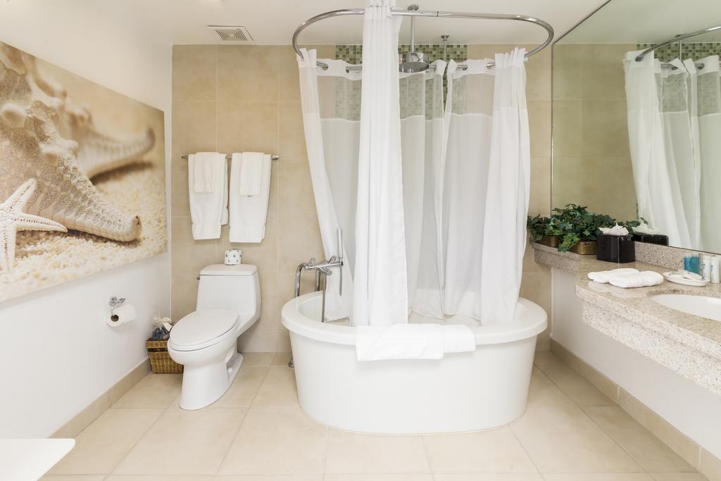 C Ocean Rentals At Strand Ocean Drive (Adults Only) Miami Beach Exterior foto