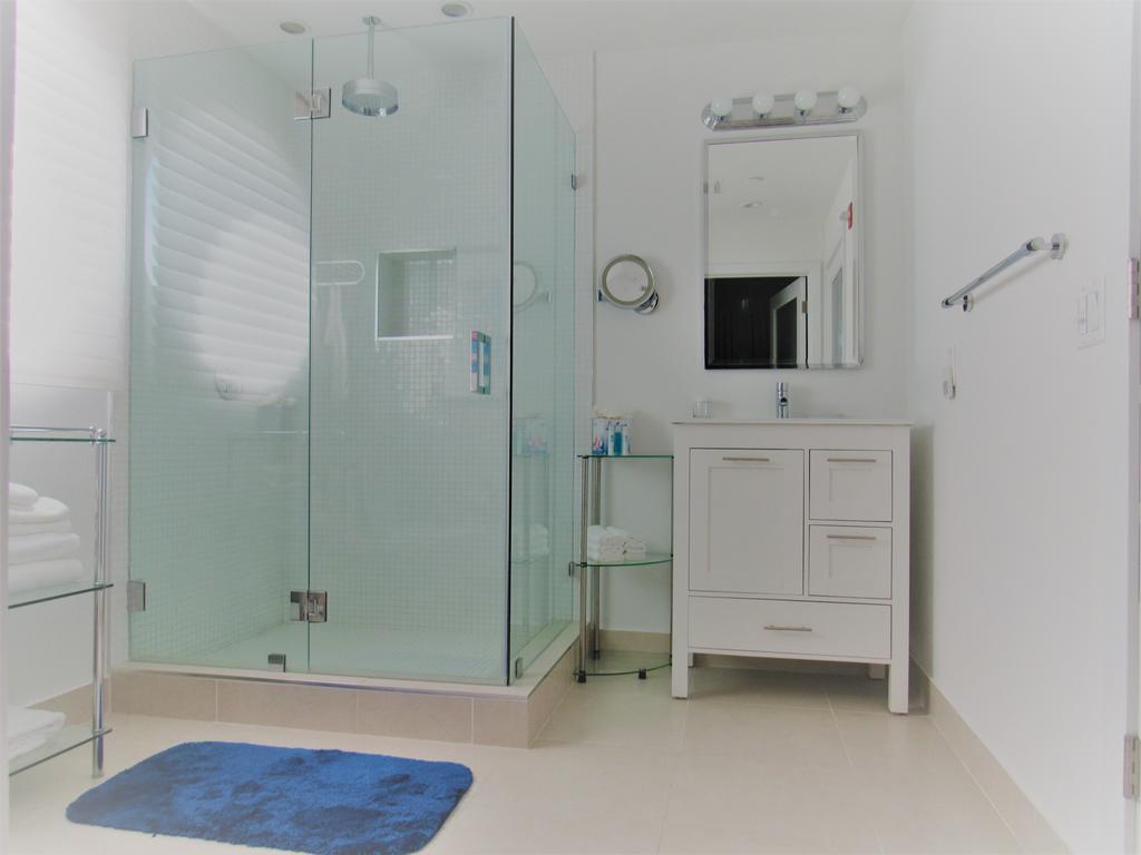 C Ocean Rentals At Strand Ocean Drive (Adults Only) Miami Beach Exterior foto